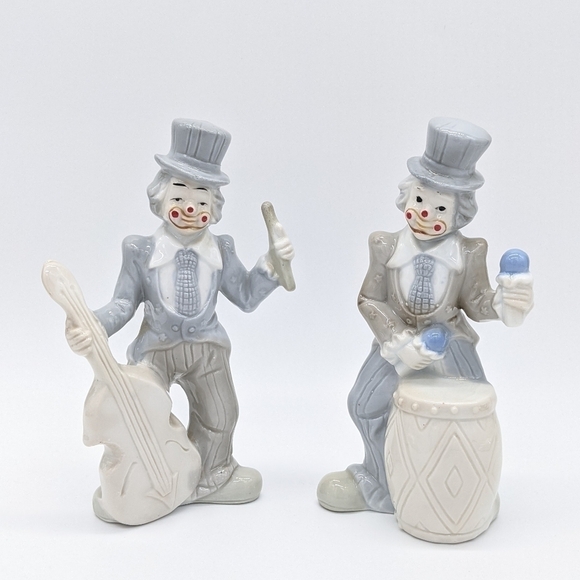 ✨3/$15  Vintage musician clown ceramic figurines - Picture 1 of 10